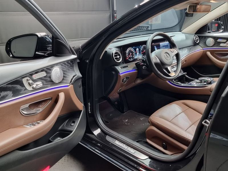 2018 Mercedes-Benz E-Class E300 4MATIC Avnatgarde photo 11
