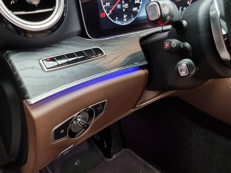 2018 Mercedes-Benz E-Class E300 4MATIC Avnatgarde photo 16