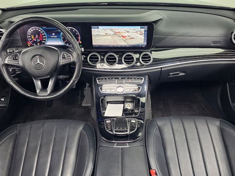 2018 Mercedes-Benz E-Class E400 4MATIC Exclusive photo 7