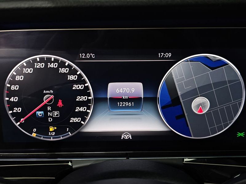 2018 Mercedes-Benz E-Class E400 4MATIC Exclusive photo 8