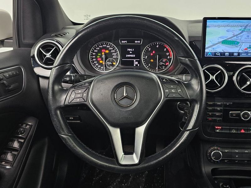 2014 Mercedes-Benz B-클래스 W246 B200 CDI photo 12
