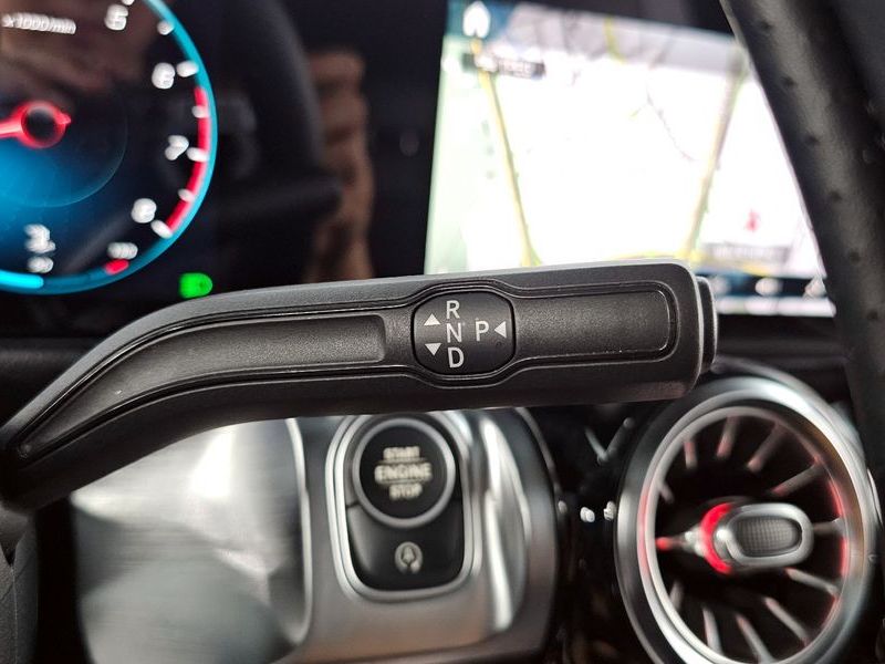 2020 Mercedes-Benz GLB GLB250 4MATIC photo 9