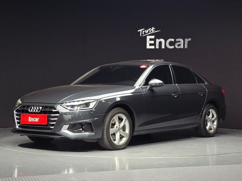 2020 Audi A4 40 TFSI photo 1