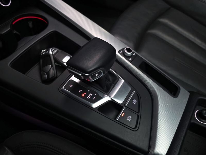 2020 Audi A4 40 TFSI photo 9
