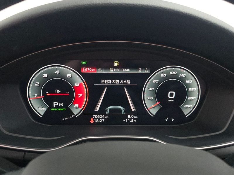 2021 Audi A4 40 TFSI Premium photo 8