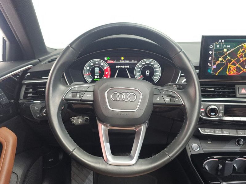 2021 Audi A4 40 TFSI Premium photo 13