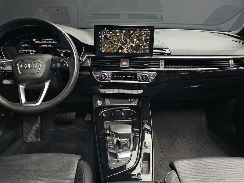 2021 Audi A4 40 TFSI Premium photo 7