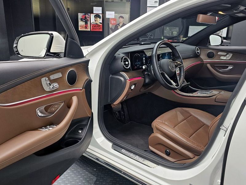2022 Mercedes-Benz E-Class E250 Exclusive photo 11