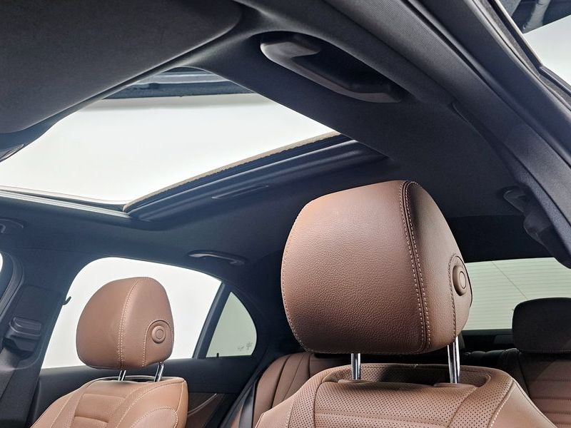 2022 Mercedes-Benz E-Class E250 Exclusive photo 18