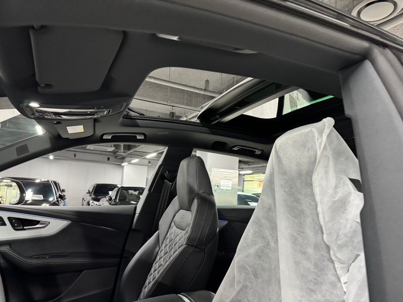 2026 Audi Q8 50 TDI Quattro Premium photo 12