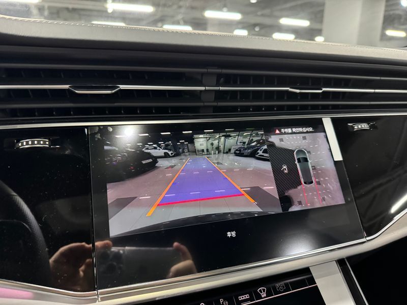 2026 Audi Q8 50 TDI Quattro Premium photo 15