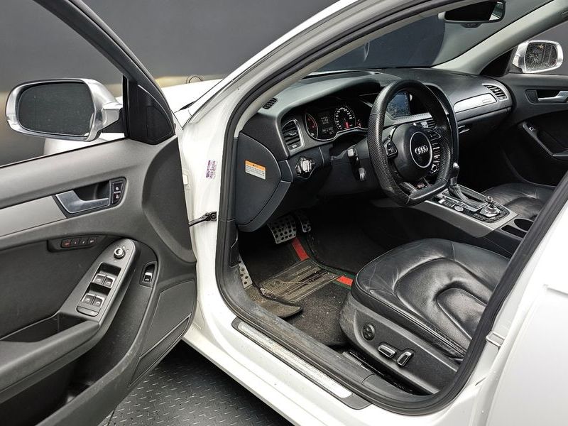 2014 Audi A4 2.0 TDI Quattro Dynamic B8 photo 10