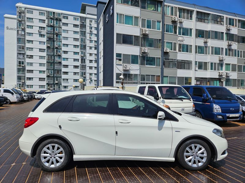 2012 Mercedes-Benz B-클래스 W246 B200 CDI Blue efficiency photo 7