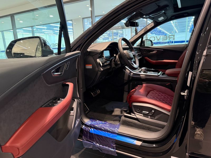 2026 Audi Q7 4.0 TFSI Quattro photo 7