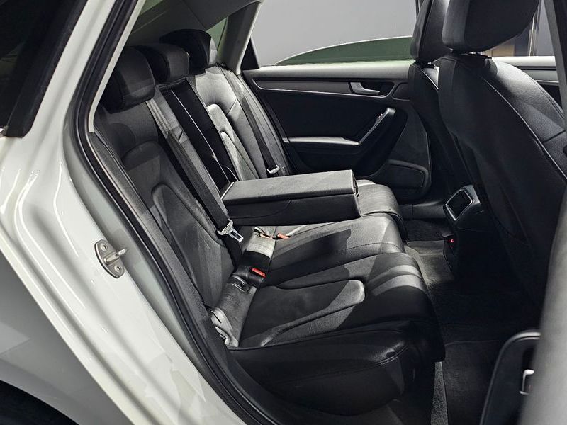 2014 Audi A4 2.0 TDI Quattro Dynamic B8 photo 12