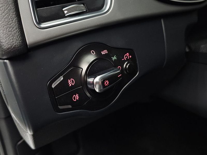 2014 Audi A4 2.0 TDI Quattro Dynamic B8 photo 18