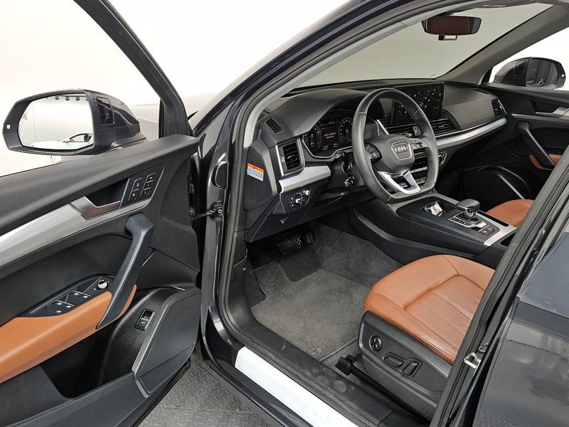2023 Audi Q5 45 TFSI Quattro Sportback photo 10