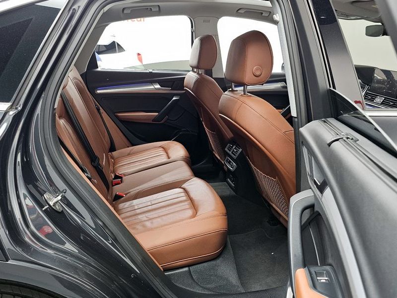 2023 Audi Q5 45 TFSI Quattro Sportback photo 12