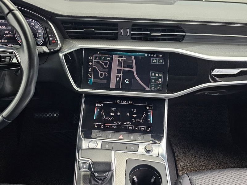 2020 Audi A6 40 TDI photo 12