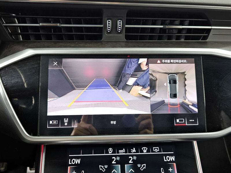 2020 Audi A7 55 TFSI Quattro Premium photo 15