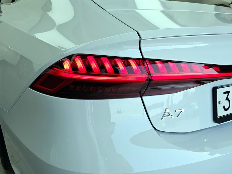 2020 Audi A7 55 TFSI Quattro Premium photo 23