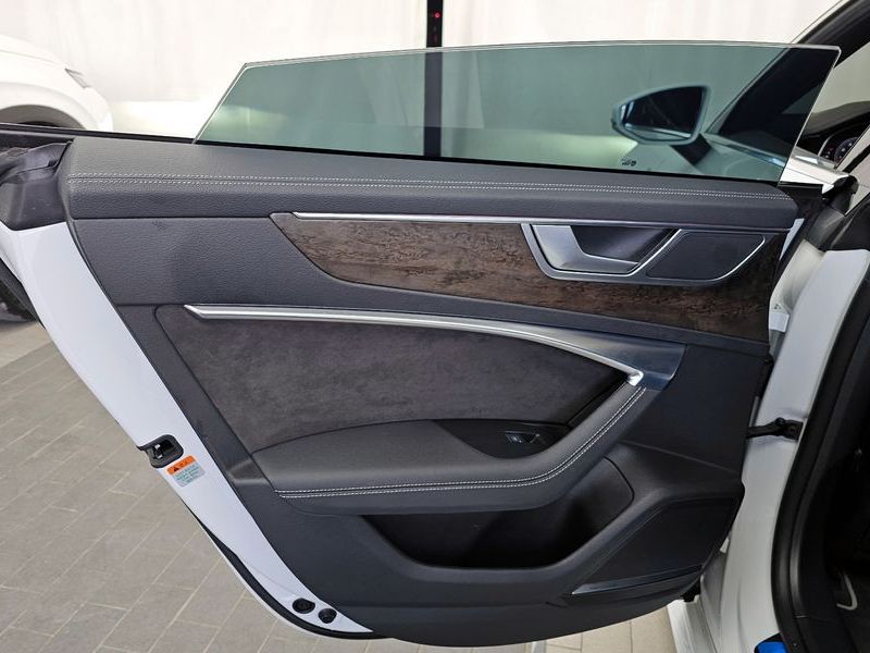 2020 Audi A7 55 TFSI Quattro Premium photo 25