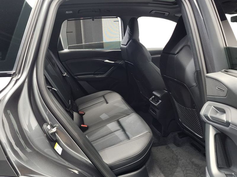 2025 Audi Q6 e-트론 Performance Premium photo 11