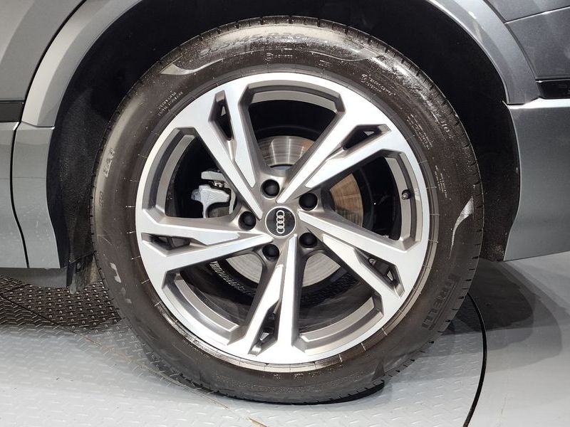 2025 Audi Q6 e-트론 Performance Premium photo 21