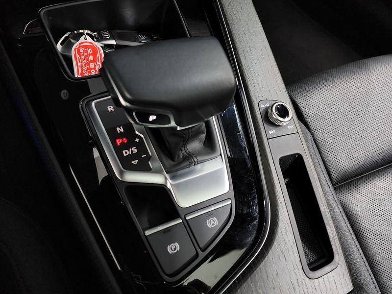 2023 Audi A5 40 TDI Quattro Premium Coupe photo 9