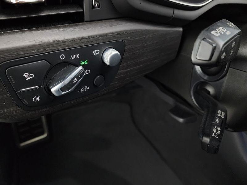 2023 Audi A5 40 TDI Quattro Premium Coupe photo 27