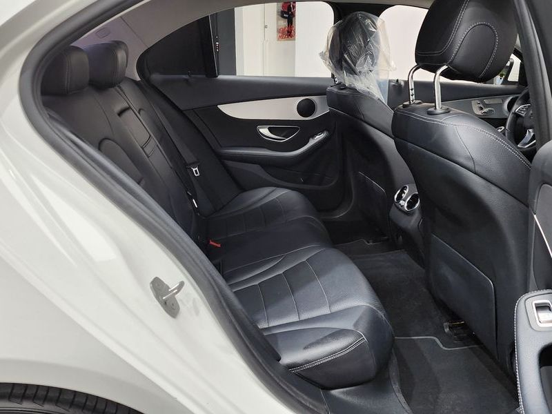 2017 Mercedes-Benz C-Class C220 d Avantgarde photo 11