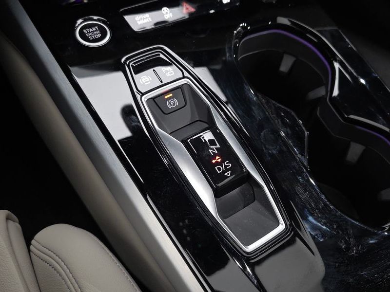 2025 Audi A5 40 TFSI Quattro S Line Black Edition photo 9