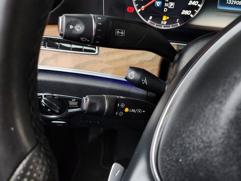 2018 Mercedes-Benz E-Class E300 4MATIC Exclusive photo 20