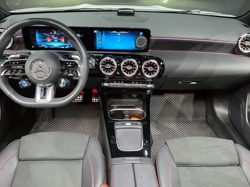 2024 Mercedes-Benz A-Class AMG A35 4MATIC Sedan photo 7