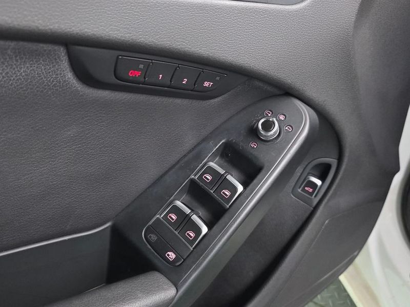2014 Audi A4 2.0 TDI dynamic B8 photo 16