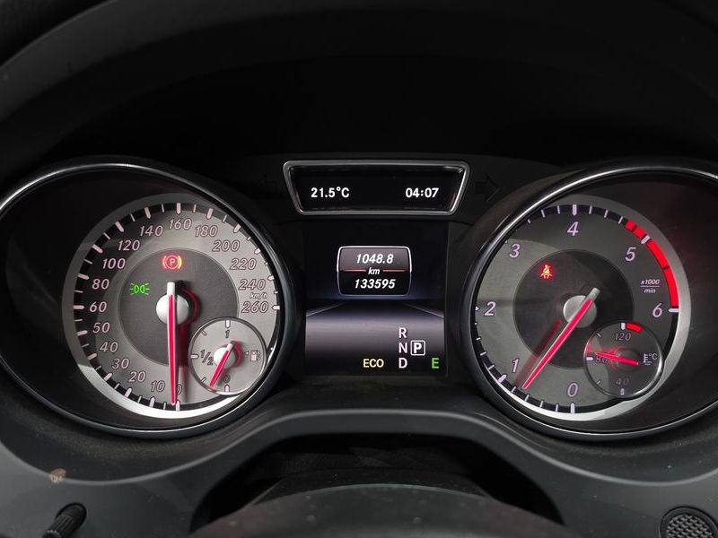 2015 Mercedes-Benz A-Class GLA200 CDI photo 8