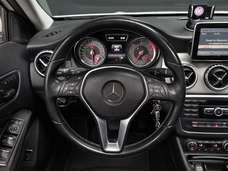 2015 Mercedes-Benz A-Class GLA200 CDI photo 14