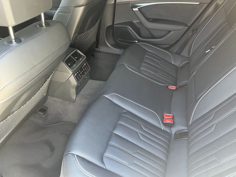 2024 Audi A6 45 TDI Quattro Premium photo 17