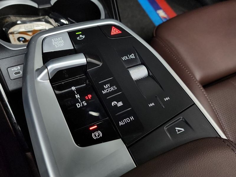 2024 BMW X1 sDrive 18d M Sport photo 9