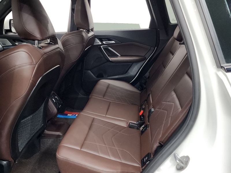 2024 BMW X1 sDrive 18d M Sport photo 11