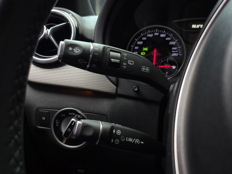 2015 Mercedes-Benz B-클래스 W246 B200 CDI photo 18