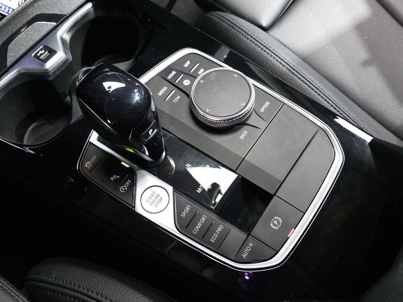 2022 BMW 2시리즈 그란쿠페 220i Advantage photo 9