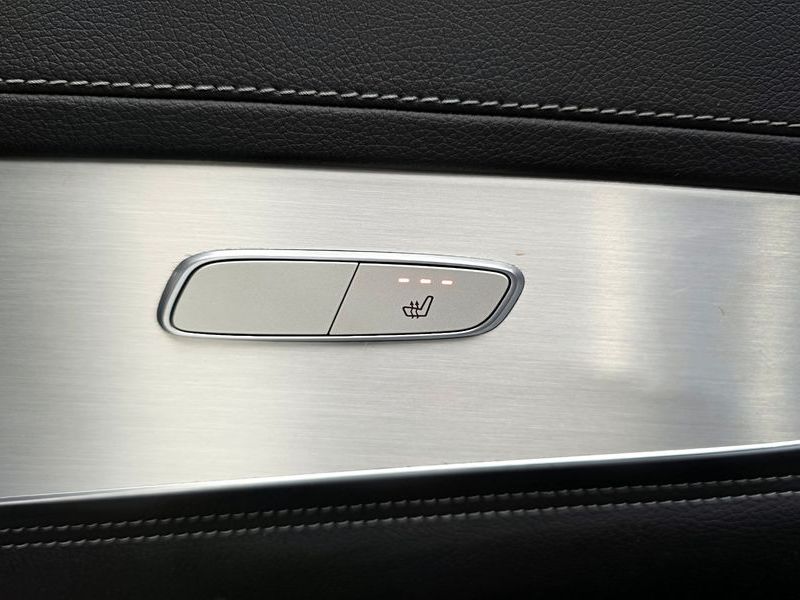 2018 Mercedes-Benz C-Class GLC220 d 4MATIC Premium Coupe photo 19