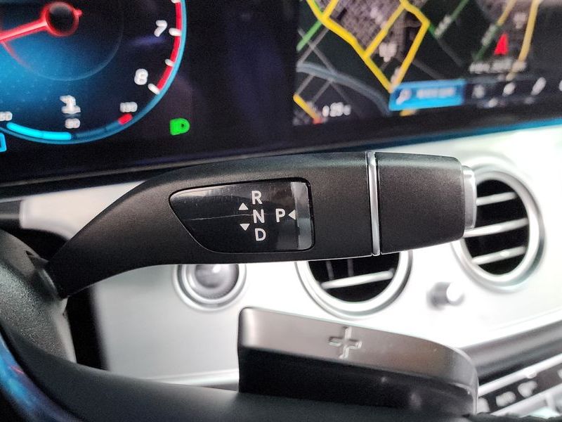 2021 Mercedes-Benz E-Class E250 Avantgarde photo 9