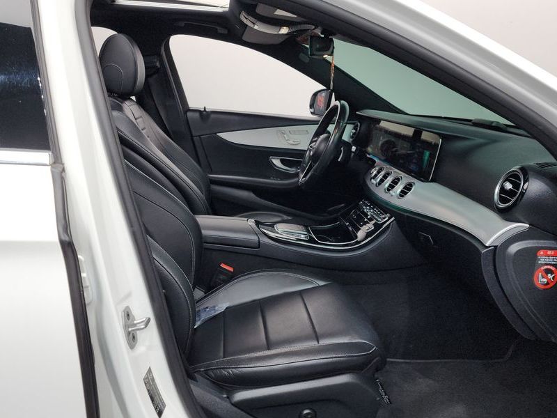 2021 Mercedes-Benz E-Class E250 Avantgarde photo 11