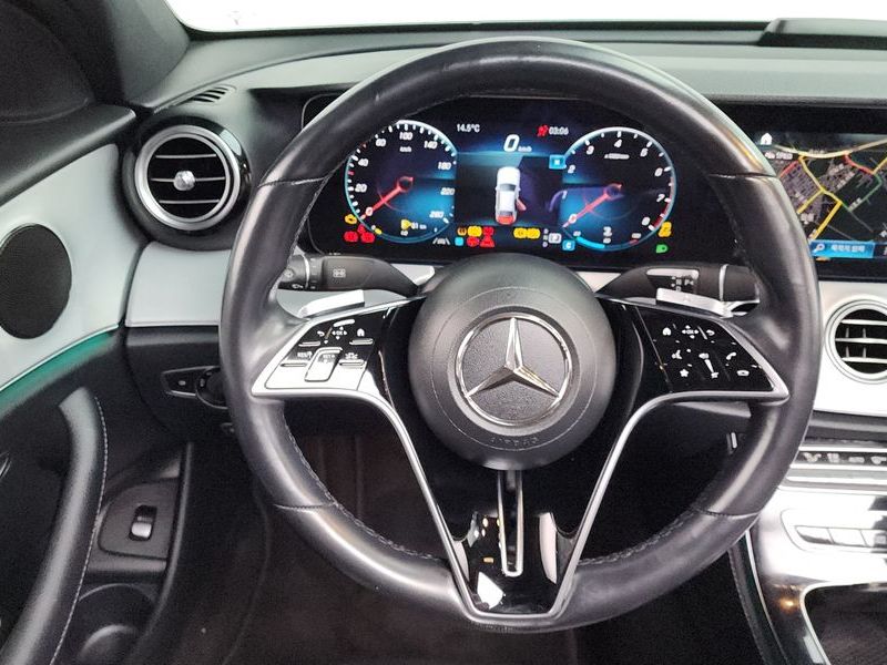 2021 Mercedes-Benz E-Class E250 Avantgarde photo 13