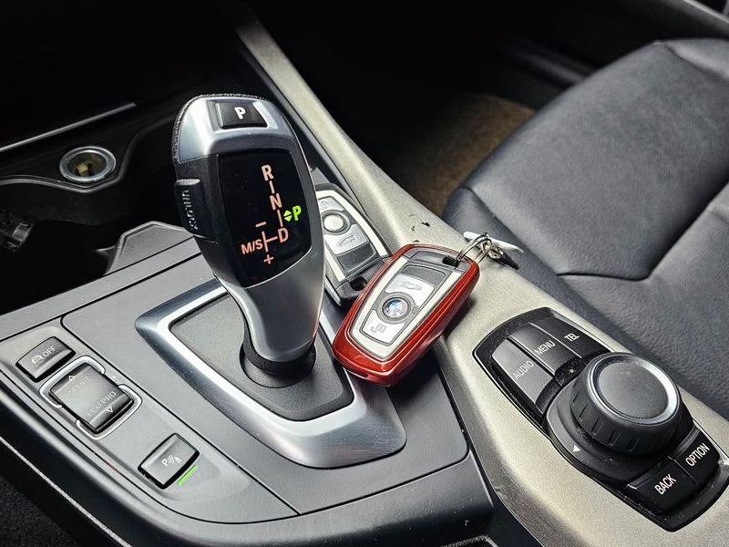 2014 BMW 1시리즈 118d Urban 5Dr photo 9