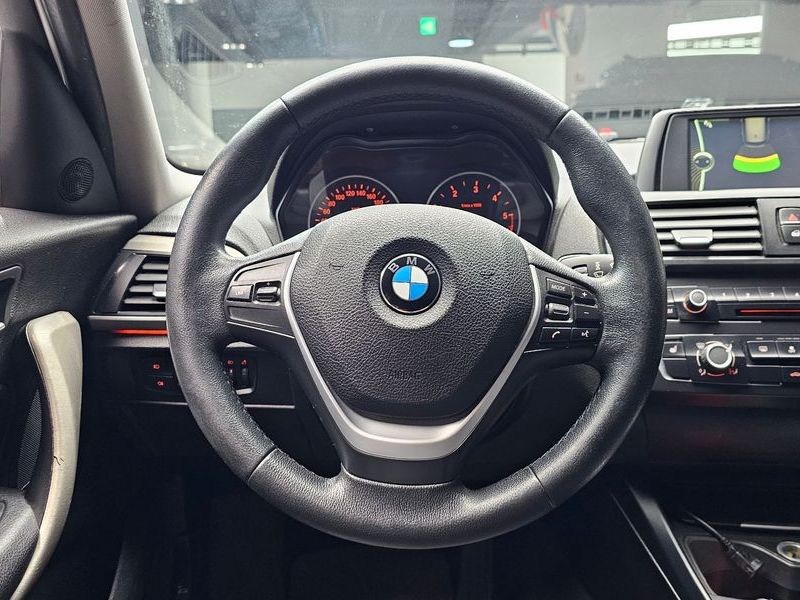 2014 BMW 1시리즈 118d Urban 5Dr photo 13