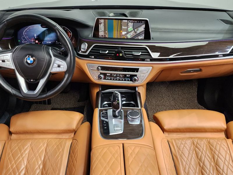 2022 BMW 7 Series 730d xDrive Design Pure Excellence photo 7