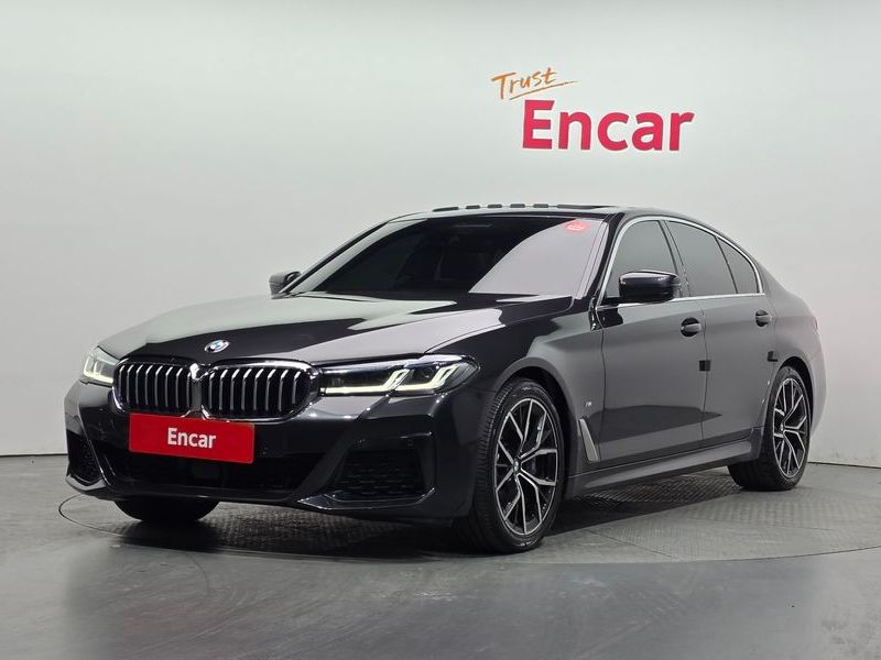 2023 BMW 5 Series 530i xDrive M Sport Package photo 1